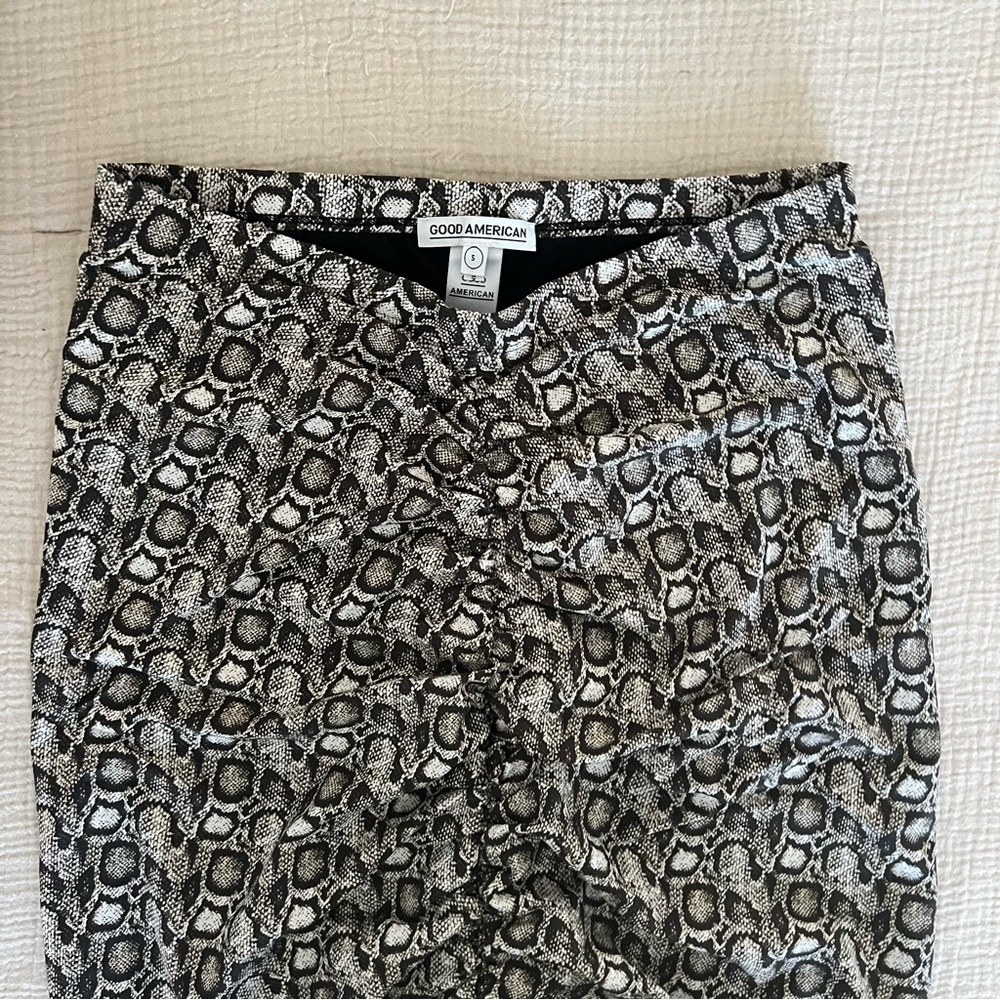 Good American python skirt - Picture 2 of 3